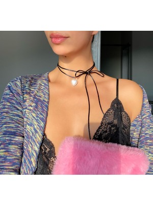 Pinky Lady Siyah Ipli Incili Kalp Choker Kolye