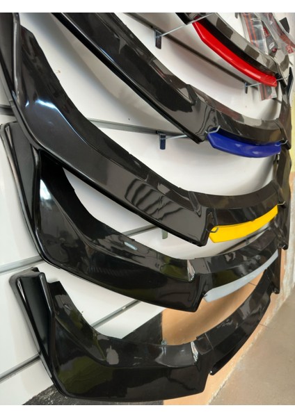 Dilli Lip (Siyah) Kolay Montaj Her Araca Uyumlu Universal fırsatları