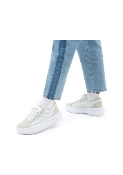 Ua Old Skool Overt cc VN0A7Q5E1NF1 modelleri