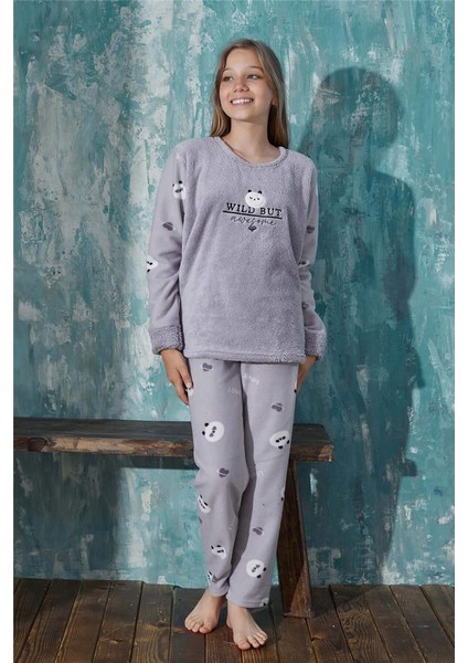 Pijama Evi Gri Wild But Desenli Kız Çocuk Peluş Pijama Takımı