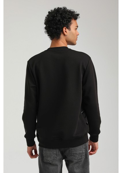 Bisiklet Yaka Siyah Slim Fit Sweatshirt 23FWM60150
