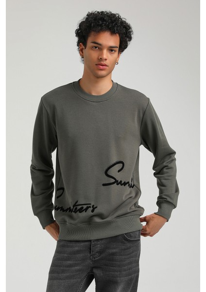 Bisiklet Yaka Haki Slim Fit Sweatshirt 23FWM60150 fiyatları