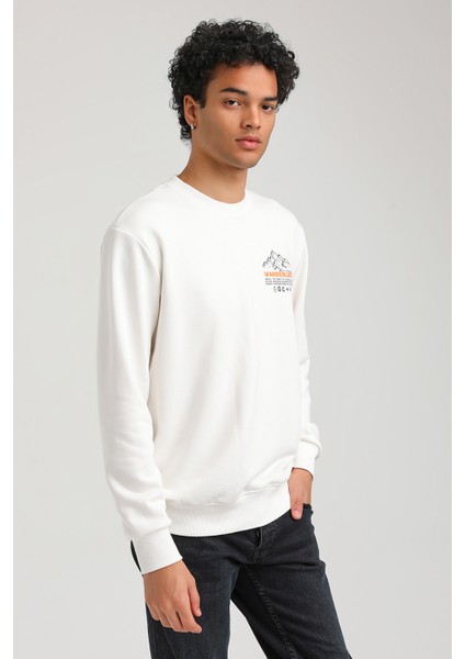 Bisiklet Yaka Ekru Slim Fit Sweatshirt 23FWM60148 fırsatları