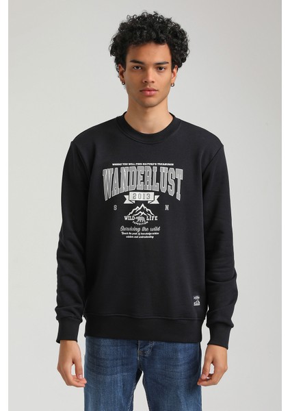 Bisiklet Yaka Lacivert Slim Fit Sweatshirt 23FWM60146