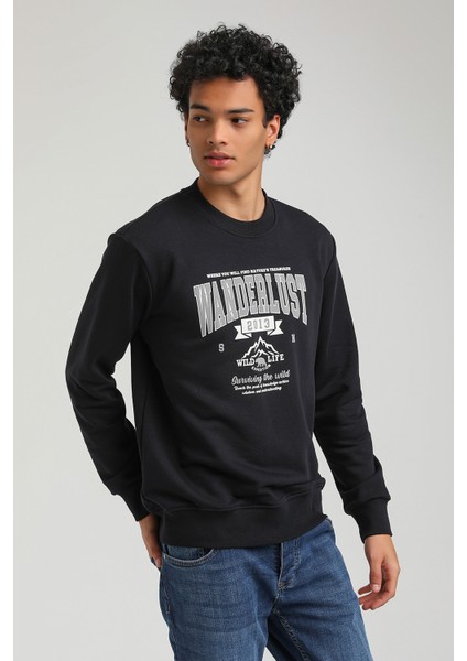 Bisiklet Yaka Lacivert Slim Fit Sweatshirt 23FWM60146 fırsatları