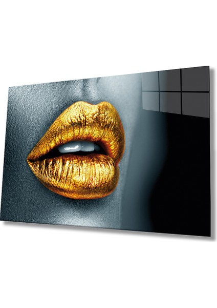 Sarı Dudaklı Kadın Cam Tablo