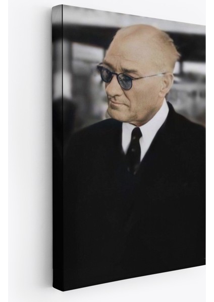 Atatürk Portre Tablosu Mustafa Kemal Atatürk Dikdörtgen Dekoratif Kanvas TABLO-FF-130