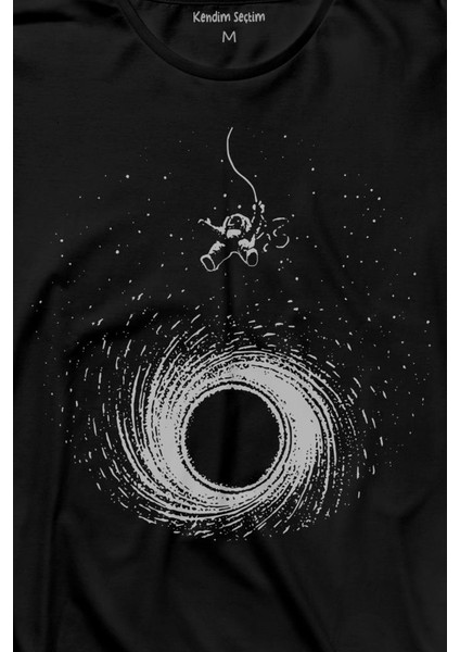 Kara Delik Üstünde Salınan Astronot Uzay Karadelik Uzun Kollu Tişört Baskılı T-Shirt fiyatları