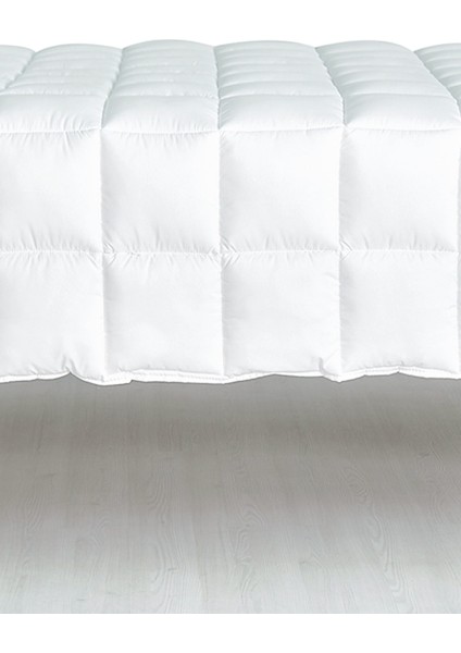 Yorgan Çift Kişilik Microfiber Dolgun Kare Desenli 195X215 cm fırsatları