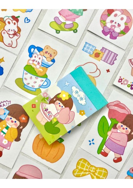 Sevimli Kız ve Lale 50 Yaprak Turkuaz Defter Sticker / Çıkartma / Bullet Journal / Defter Süsleme/ Scrapbook fiyatları