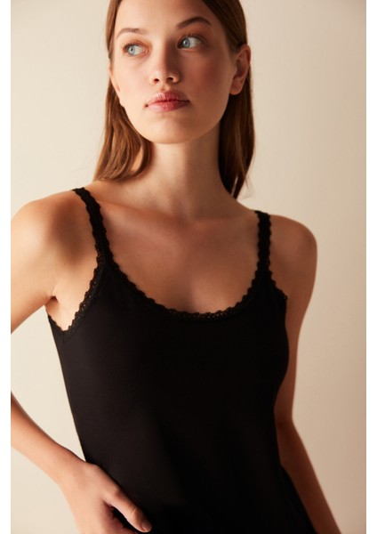 Pamuklu Dantel Detaylı Siyah Atlet fiyatları