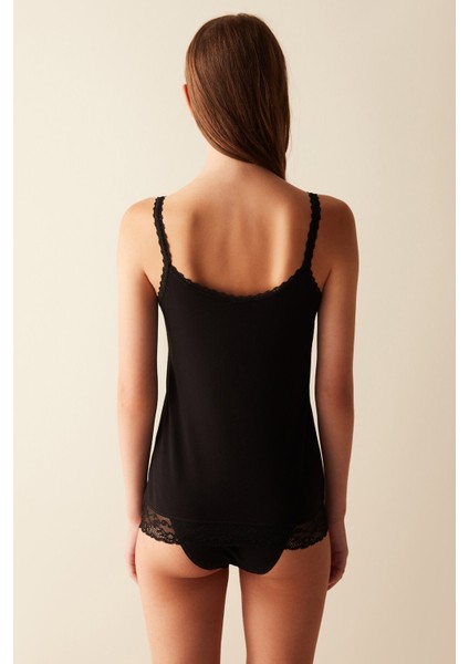 Pamuklu Dantel Detaylı Siyah Atlet fırsatları