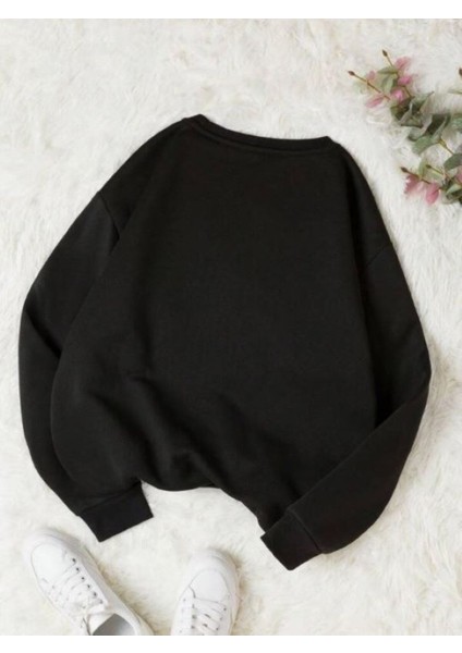 Kadın Siyah Utangaç Ayıcık Baskılı Bisiklet Yaka Sweatshirt