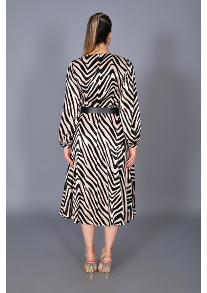 Kadın Saten Kumaş Midi Boy Özel Tasarım Desenli Elbise fırsatları