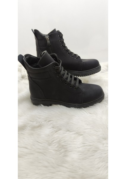 Çiğdem Siyah Yanı Fermuarlı Önü Bağlı Klasik Postal ( - Siyah - 39 - ST00940-SİYAH-39 modelleri