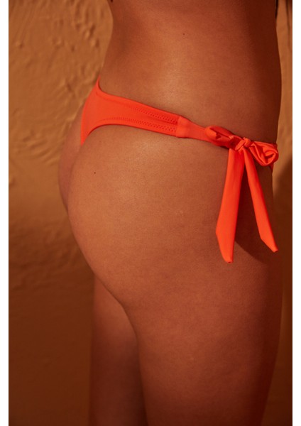 Basic Turuncu String Bikini Altı