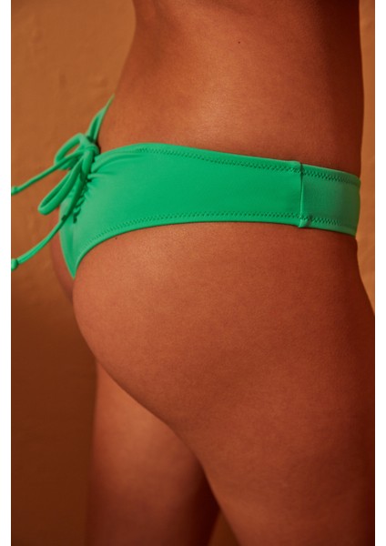 Basic Cheeky Yeşil Bikini Altı