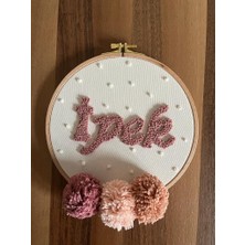 Punch Passion İsme Özel Bebek Odası Kapı Süsü 21,5 cm Organik Pamuk İpliklerle Tasarlanmış