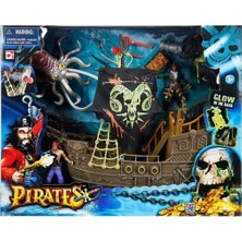 Oyuncakmatik Pirates Glow In The Dark Korsan Gemisi Oyun Seti