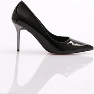 3725 Kadin Topuklu Ayakkabi