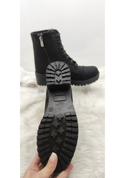 Çiğdem Siyah Yanı Fermuarlı Önü Bağlı Klasik Postal (Sdf B3) - Siyah - 38 - ST00938-SİYAH-38 fırsatları