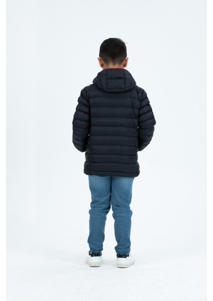 Kısa Sabit Kapşonlu Dolgulu Erkek Çocuk Şişme Mont 7093E modelleri