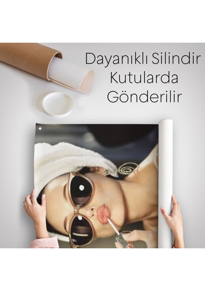 Audrey Hepburn Duvar Örtüsü - HALISI-5106