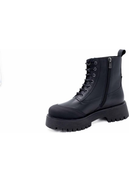 232204 Naplak Siyah Kadın Bot fırsatları