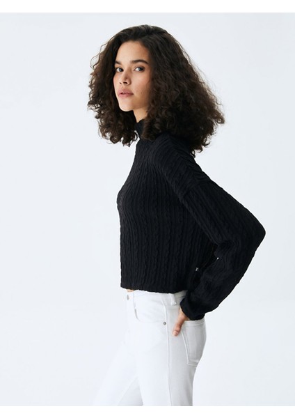 KadınDik Yaka Saç Örgü Siyah Sweatshırt fırsatları