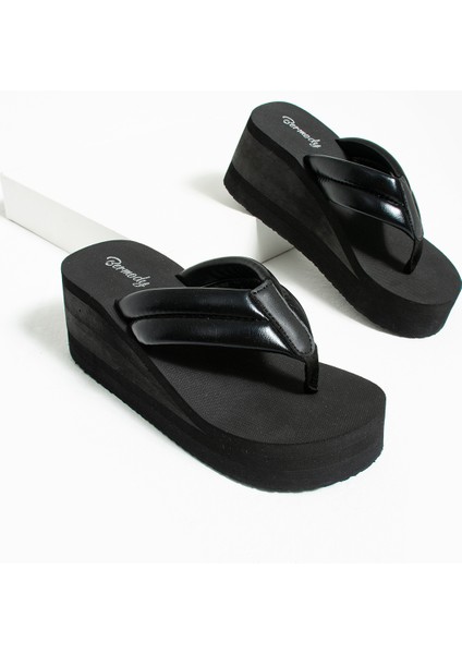 Kadın Siyah Deri Görünümlü Yüksek Platform Parmak Arası Plaj Terlik Flip Flops fiyatları