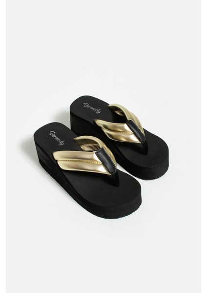 Kadın Dore Deri Görünümlü Yüksek Platform Parmak Arası Plaj Terlik Flip Flops fırsatları
