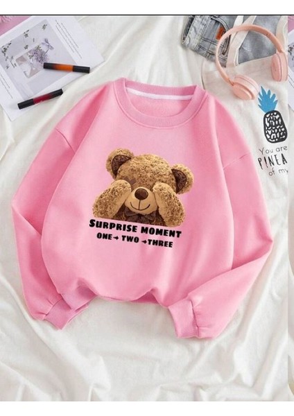 Kadın Pembe Utangaç Ayıcık Baskılı Bisiklet Yaka Sweatshirt