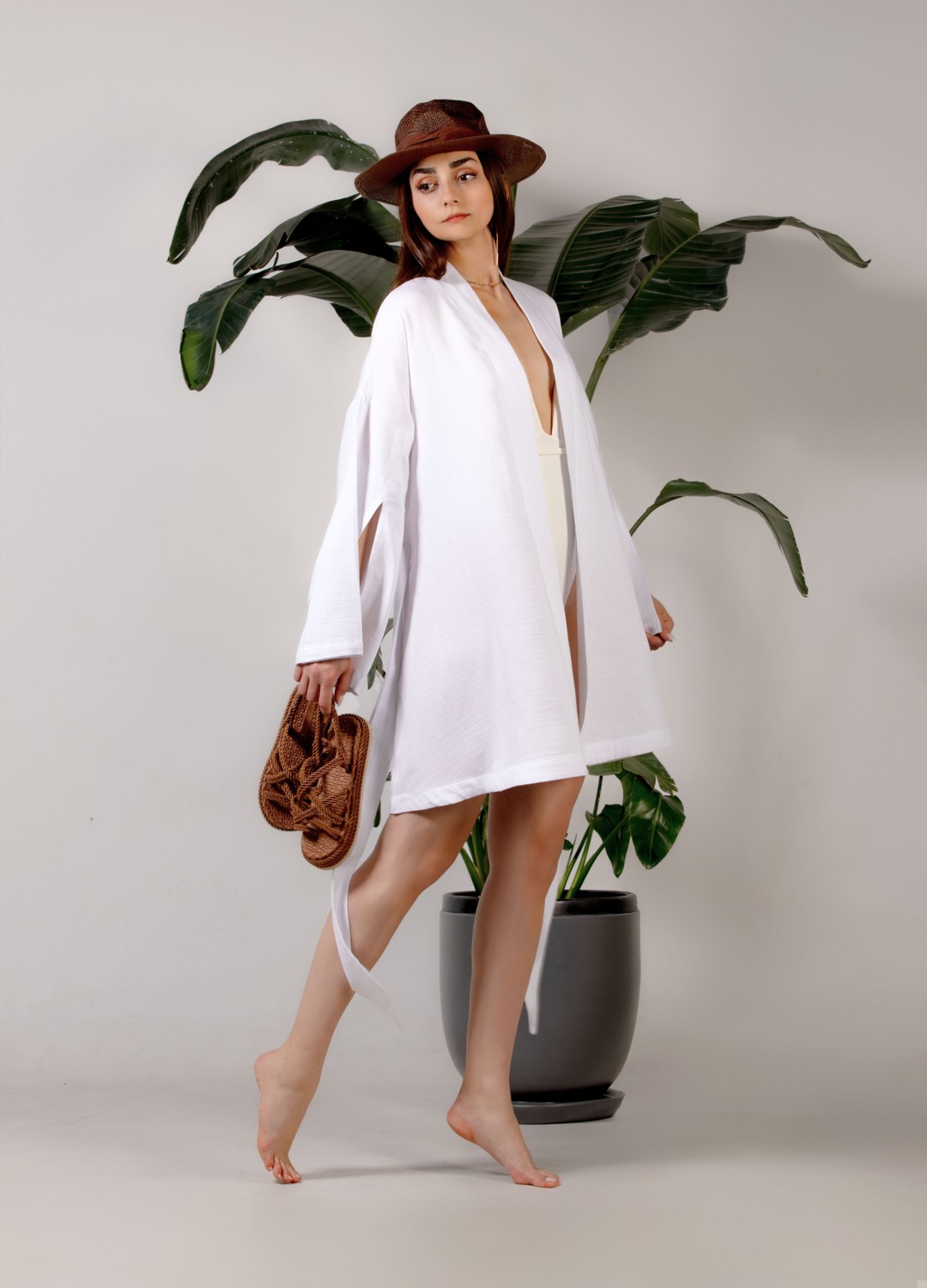 Crave Oversize Beyaz Kısa Kimono görsel 2