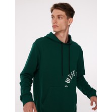 People By Fabrika Kapüşon Yaka Baskılı Koyu Yeşil Erkek Sweatshırt SPBF3WM-SWT5018