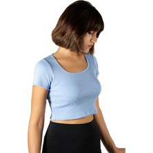 Terapi Men Kadın Mavi Havuz Yaka Fitted/vücuda Oturan Kısa Kol Crop Tişört 23K-TRP-CRP04