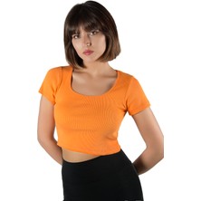 Terapi Men Kadın Turuncu Havuz Yaka Fitted/vücuda Oturan Kısa Kol Crop Tişört 23K-TRP-CRP04