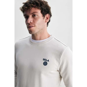 Valley Bej Bisiklet Yaka Baskılı Standard Fit Erkek Sweatshirt