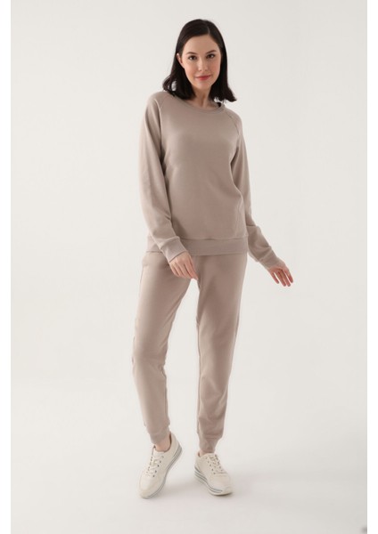 Kadın Krem Eşofman Takımı fiyatları