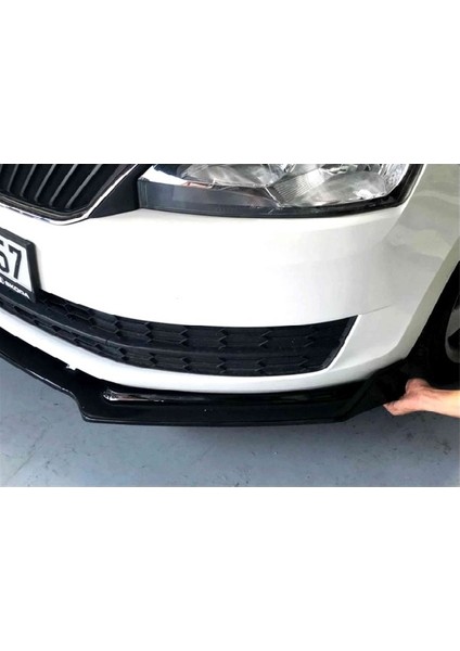 Skoda Rapid Body Kit Ön Karlık Lip Siyah modelleri