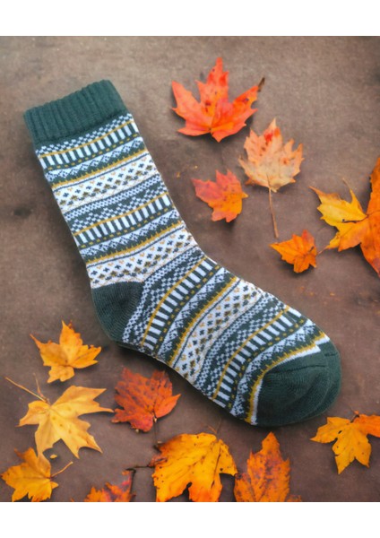 Iskandinav Tasarımlı Eksra Kalın Desenli Kışlık Yünlü Çorap