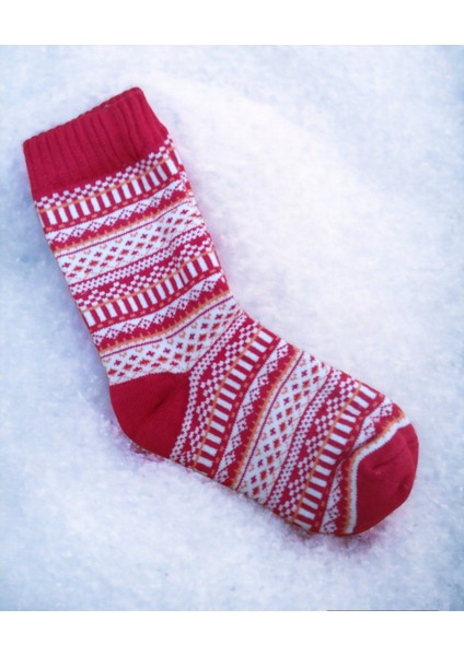İskandinav Tasarımlı Eksra Kalın Desenli Kışlık Yünlü Çorap modelleri