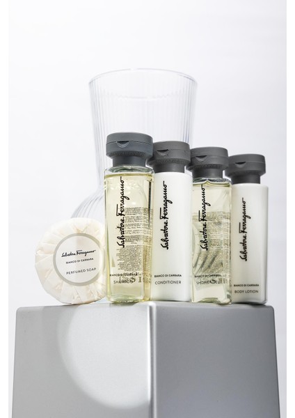 Bianco Di Carrara Shampoo 50 ml + Conditioner 50 ml + Shower Gel 50 ml + Body Lotion 50 ml
