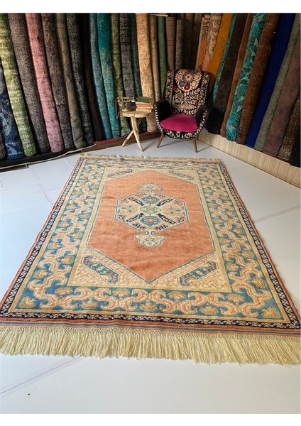 El Dokuma Antik Yörük Halı