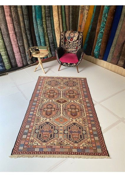 El Dokuma Iran Sumak Kilim