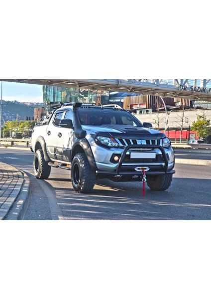 Mitsubishi L200 Ön Tampon Koruma Demiri Siyah 2007-2021 PST15 modelleri