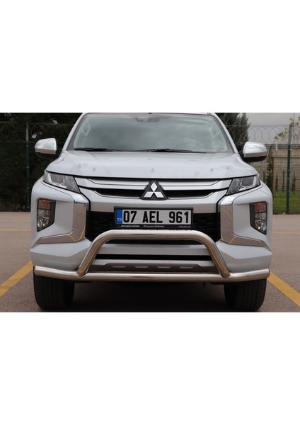 Nissan Navara Ön Koruma Krom 2016+ PST14