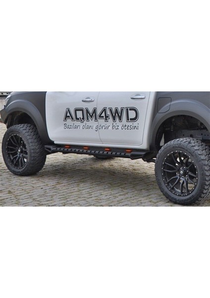 Nissan Navara Yan Basamak 2010-2021 AQM-M30 fırsatları