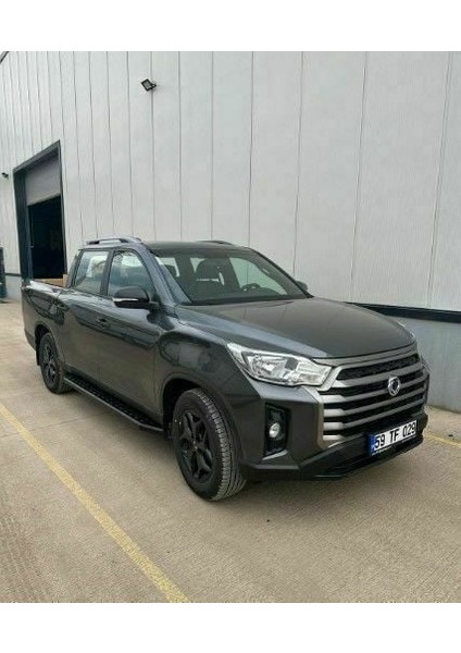 Volkswagen Amarok 2023 Yan Basamak (AQM-Q30) fırsatları