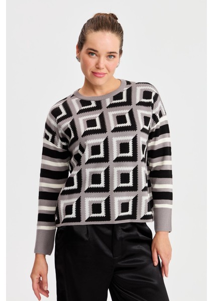 Kadın Kare Desenli Bluz 22155 Gri