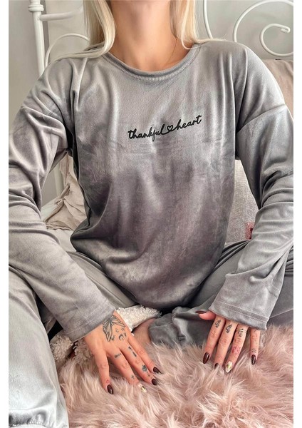 Gri Thankful Desenli Exclusive Kadife Kadın Pijama Takımı